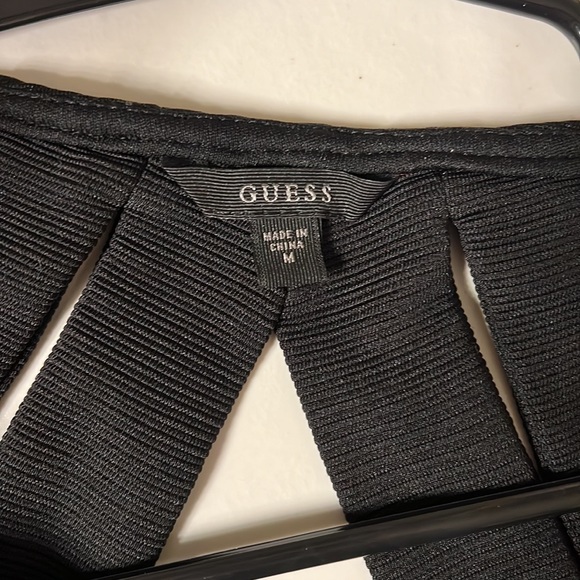 Black, medium, Guess, peplum top - Picture 4 of 5